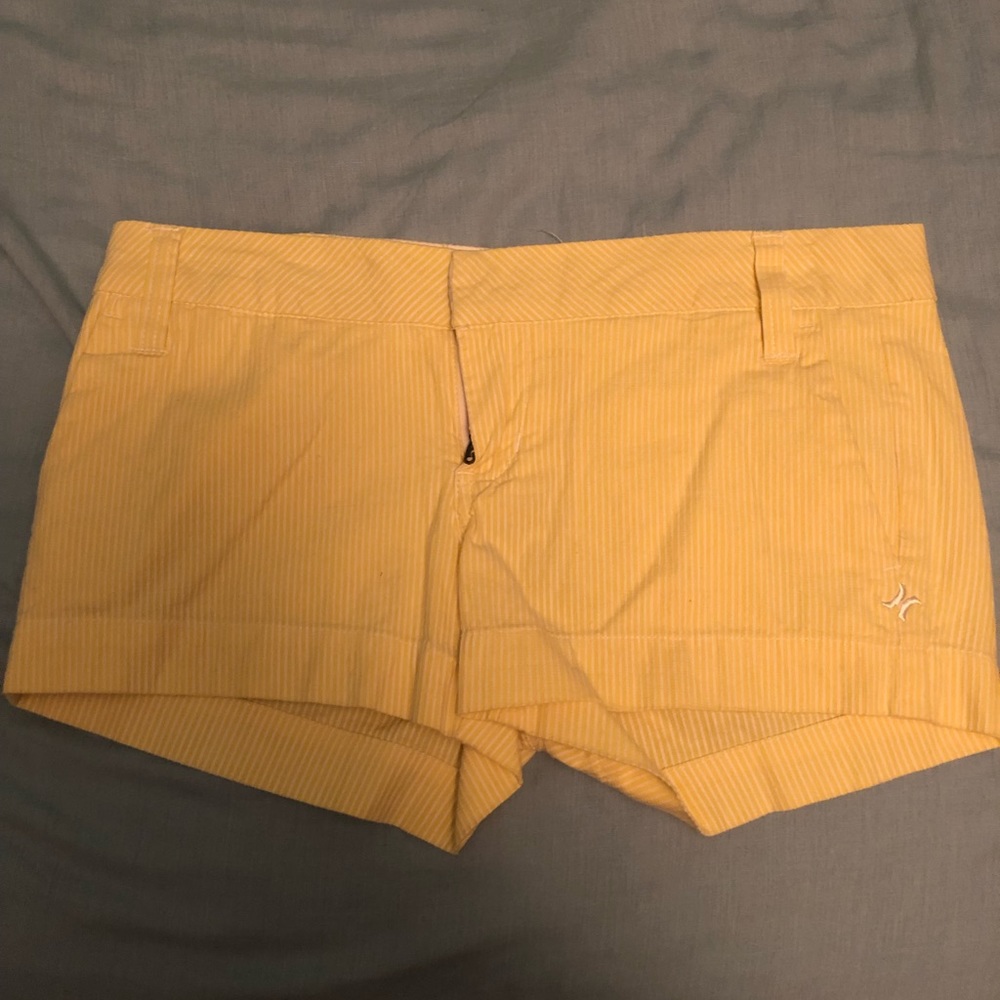 Hurley short
